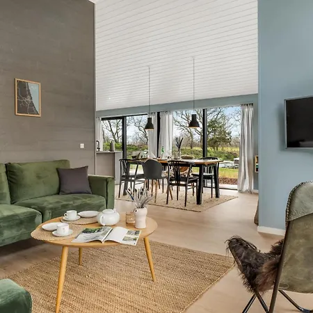 Awesome Home In Hadsund With Wifi